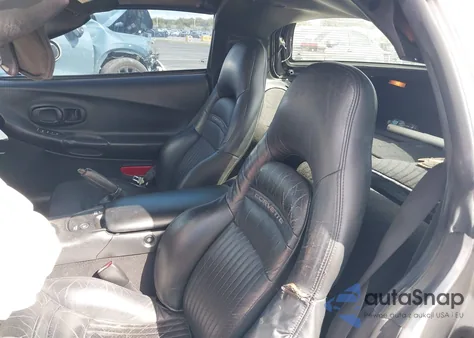 2004 Chevrolet Corvette из США, поврежденный, VIN 1G1YY22GX45103980